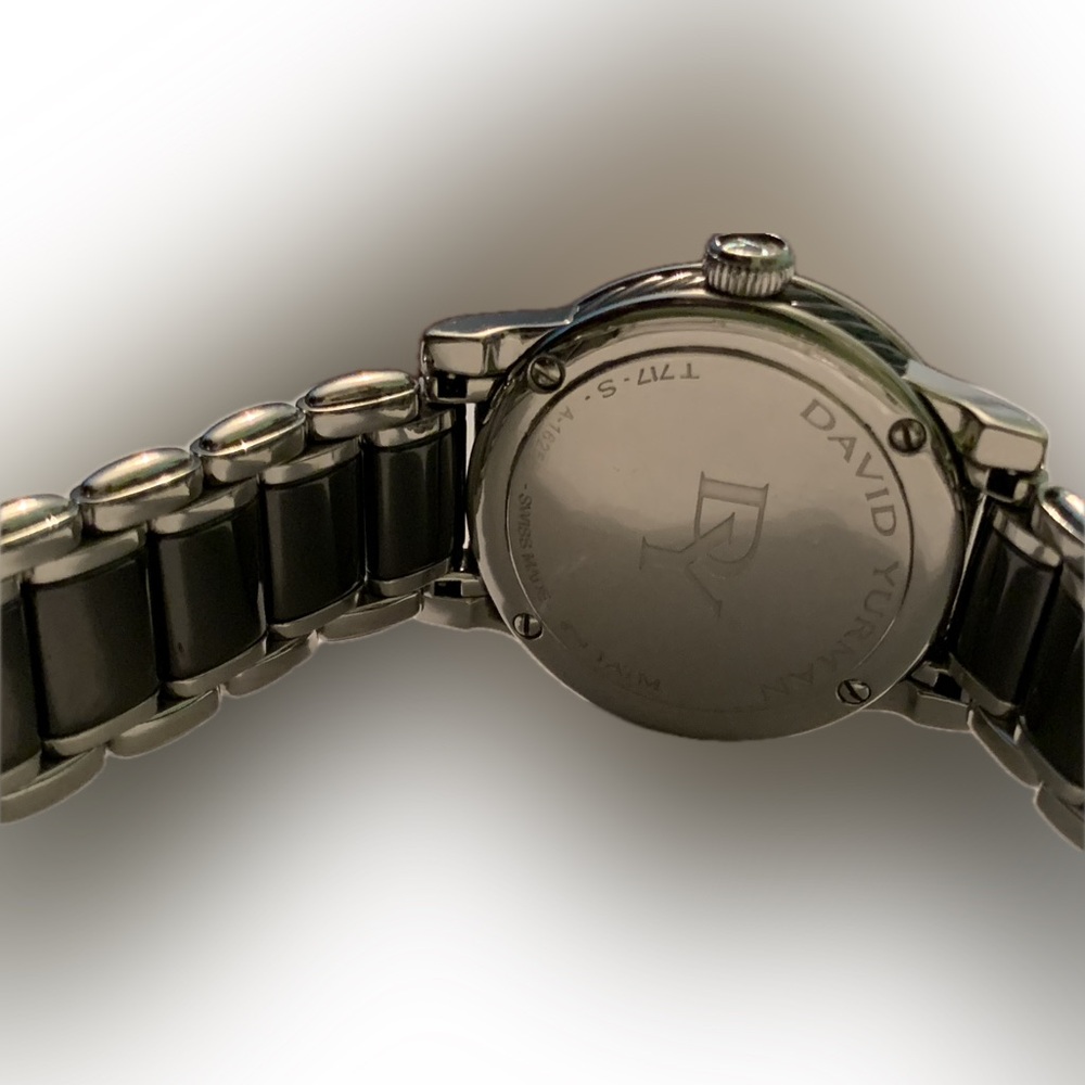 David Yurman Classic Stainless Steel Ceramic And Diamond Watch. Retail $4,500 - Picture 7 of 10